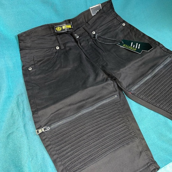 Old Skool Premium Jean Shorts - Picture 2 of 5